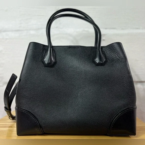 EUC Michael Kors Mercer Gallery Tote